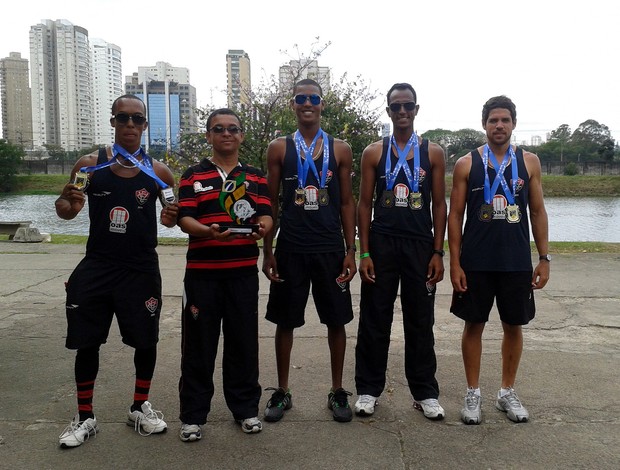 Equipe de Remo do Esporte Clube Vitória (Foto: Divulgação/EC Vitória)