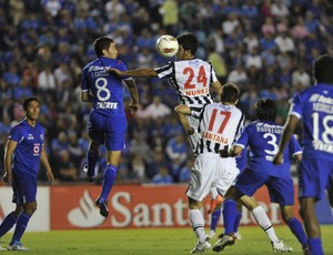 Cruz Azul x Libertad, Libertadores 2012 (Foto: EFE)