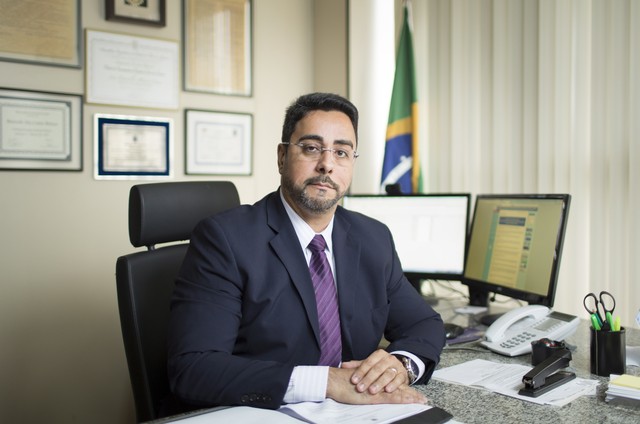 Juiz da Lava-Jato no Rio recebe escolta policial ap&oacute;s perguntas sobre sua rotina