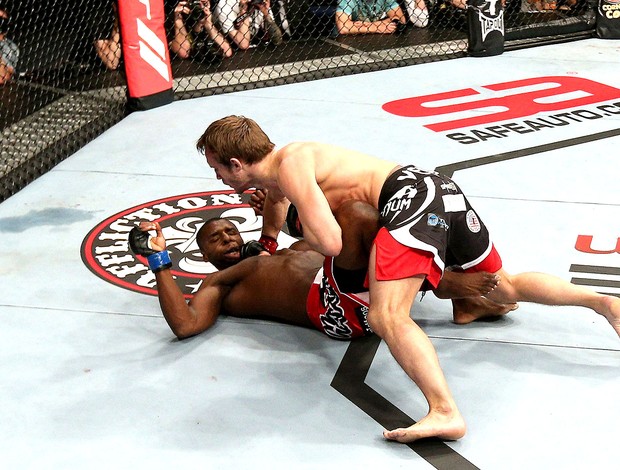 Brad Pickett vence luta contra Yves Jabouin UFC (Foto: Getty Images)