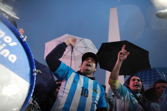 Manifestação Messi Argentina (Foto: AFP)