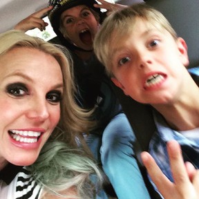 Britney Spears e filhos (Foto: Reprodução/Instagram)