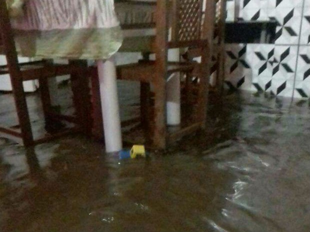 G1 Chuva forte causa alagamentos e deixa desabrigados em Paranaguá