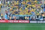 Corintianos têm faixas de organizadas retiradas da Arena (Alexandre Lozetti/Globoesporte.com)