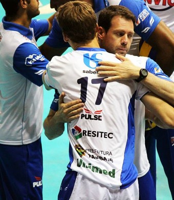 Cézar Douglas técnico Taubaté Vôlei (Foto: Divulgação)
