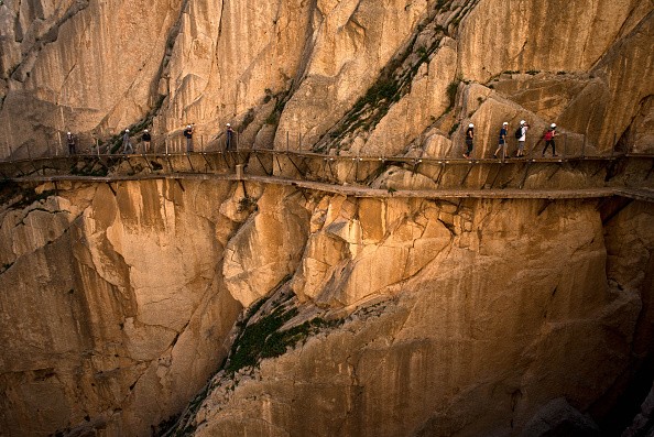 Sinuoso caminho de Caminito Del Rey, conhecido com um dos mais perigosos do mundo (Foto: Getty Images)