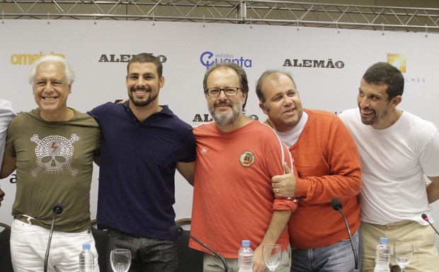 Cauã Reymond, Antônio Fagundes e elenco em coletiva de filme (Foto: Isac Luz / EGO)