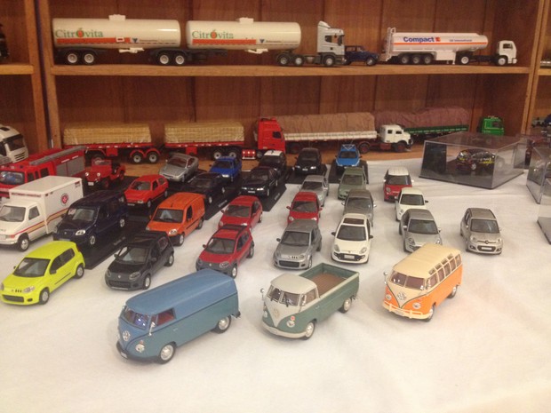 Miniaturas de carros populares fazem sucesso entre colecionadores no Amapá (Foto: John Pacheco/G1)