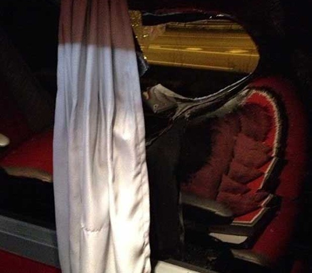 ônibus do Benfica é apedrejado na saída de Braga. (Foto: Divulgação)