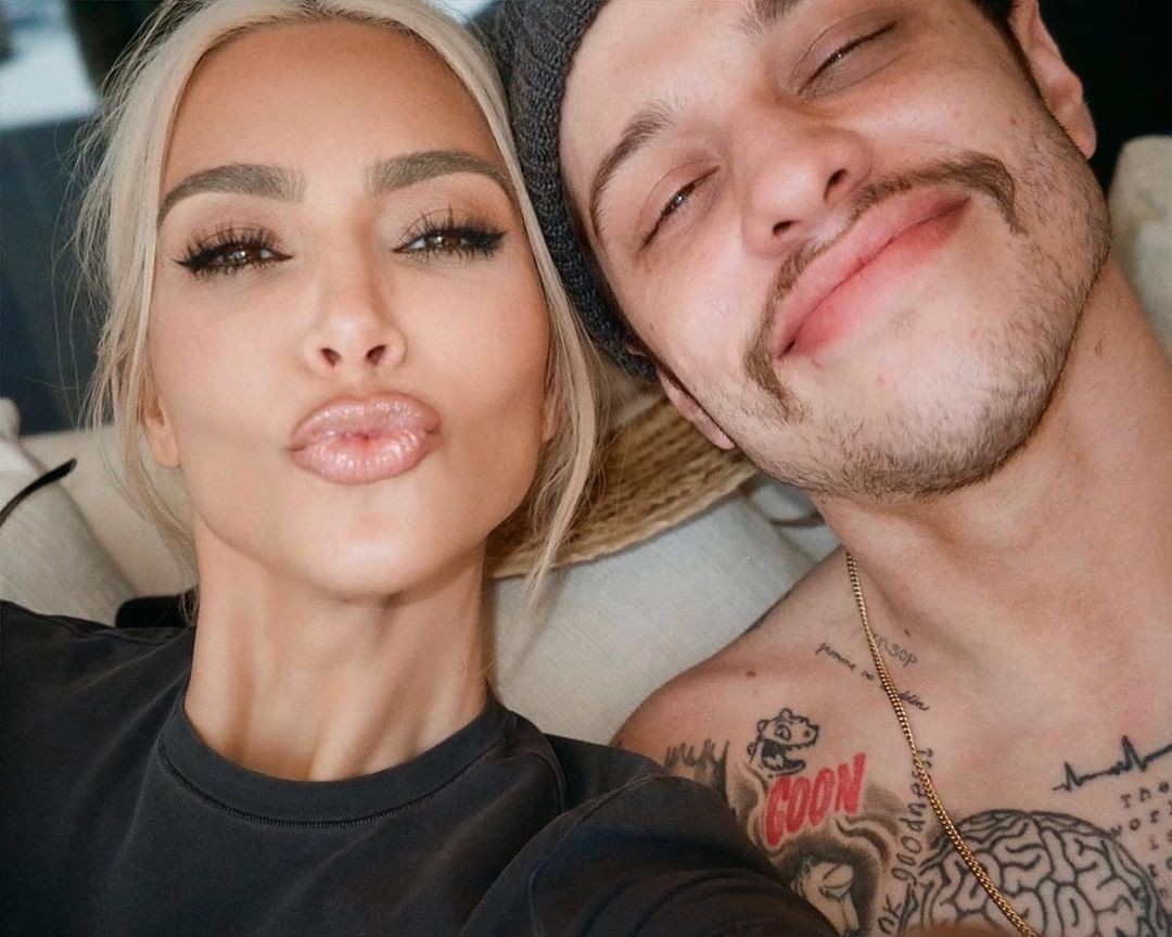 Kim Kardashian compartilhou série de momentos fofos ao lado de Pete Davidson (Foto: Reprodução/Instagram) Kim Kardashian compartilhou série de momentos fofos ao lado de Pete Davidson (Foto: Reprodução/Instagram)