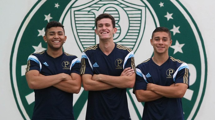 Técnico da seleção brasileira sub-21 elogia trio da base do Palmeiras