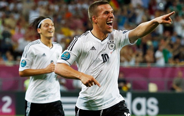 podolski alemanha dinamarca  (Foto: Agência Reuters)