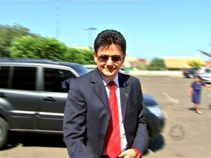 O ex-secretrio de estado der Moraes (PMDB)  um dos principais investigados na operao Ararath. Ele j  ru na primeira ao penal provocada pelas investigaes. (Foto: Reproduo / TVCA)