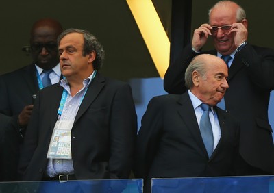 Joseph Blatter e Michel Platini banidos pela Fifa (Foto: Getty Images)