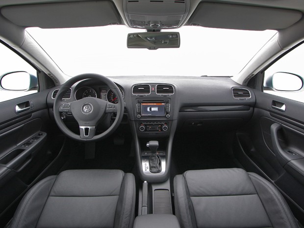 Interior do Volkswagen Jetta Variant (Foto: Divulgação)