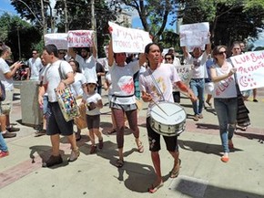 Grupo percorreu Calçadão na manhã deste sábado (14) (Foto: Vinícius Pacheco/G1)