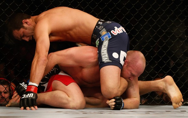 MMA - UFC 172 - Luke Rockhold x Tim Boestsch (Foto: Getty Images)