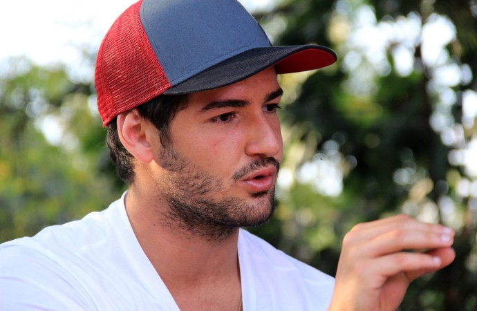 Pato quer agradecer carinho tricolor com título de presente para torcida