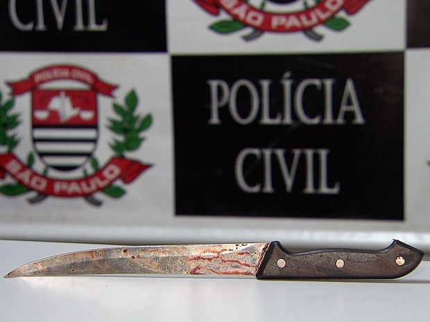 Vítima já havia sido atacada pelo ex-marido anteriormente e fez BOs (Foto: Reprodução / TV Tribuna)