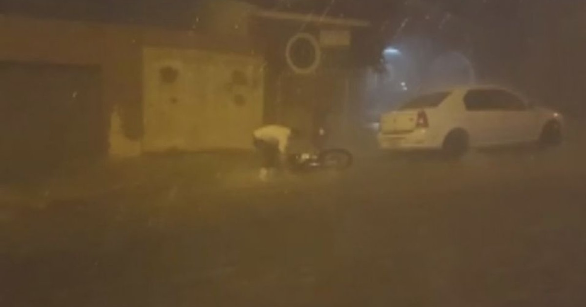 Chuva e ventos de 50 km/h causam estragos em Ibitinga - Globo.com