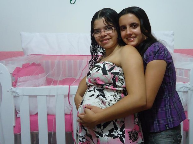 Lithiene e Thais planejaram filha juntas (Foto: Lithiene Barbosa/Arquivo Pessoal) Lithiene e Thais planejaram filha juntas (Foto: Lithiene Barbosa/Arquivo Pessoal)