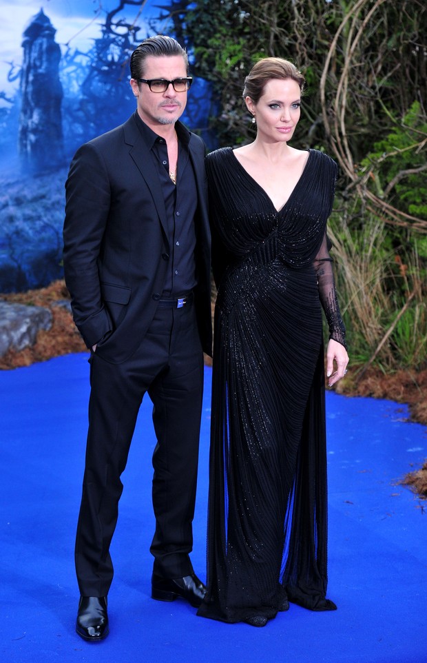 Brad Pitt e Angelina Jolie na premiere de Malévola em Londres (Foto: AFP / Agência)