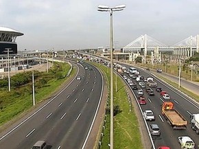 Lentidão de 12 km no trânsito de Porto Alegre (Foto: Reprodução/PRF)