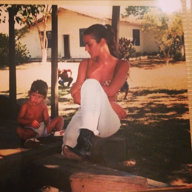 Luiza e Yasmin Brunet, em foto antiga (Foto: Instagram / Reprodução)