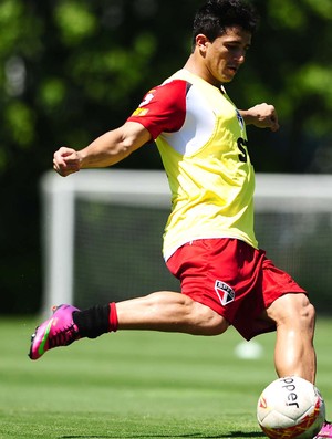 aloisio são paulo treino (Foto: Marcos Ribolli / Globoesporte.com)