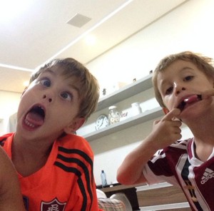Sobis publica foto de seus dois filhos (Foto: Reprodução/Instagram)