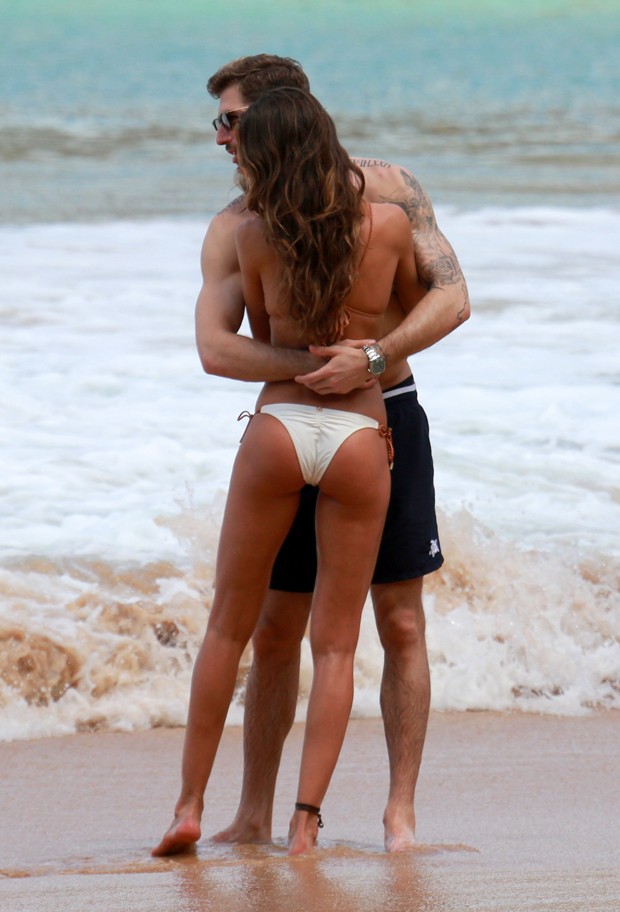 Izabel Goulart e Kevin Trapp (Foto: AgNews)