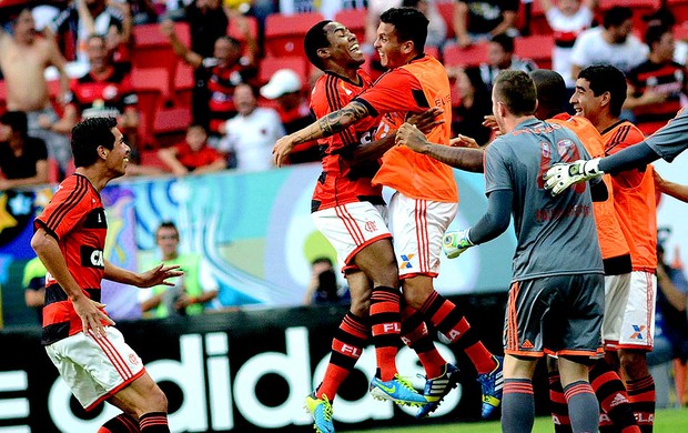 Elias Flamengo gol atlético-mg série A (Foto: Carlos Costa / Agência Estado)