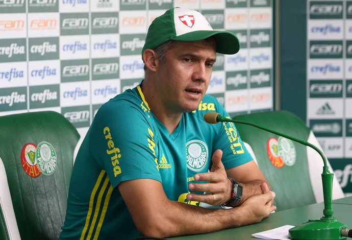 Jornalista compara situação de Baptista com final do salto com vara