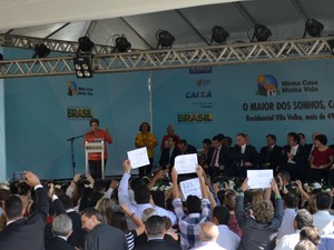 Presidente Dilma anuncia nova licitação para aeroporto de Vitória (Foto: Victoria Varejão/ G1)