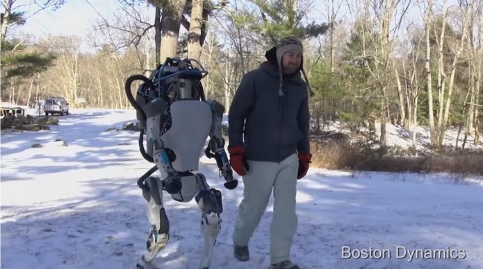 Robô humanoide do Google pode caminhar e carregar objetos (Foto: Divulgação/Boston Dynamics)