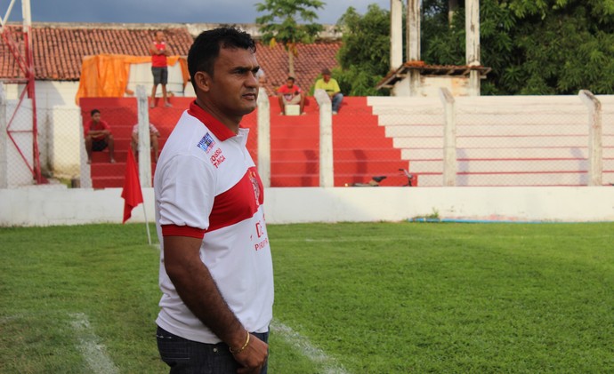 Paolo Rossi, treinador do 4 de Julho (Foto: Josiel Martins)