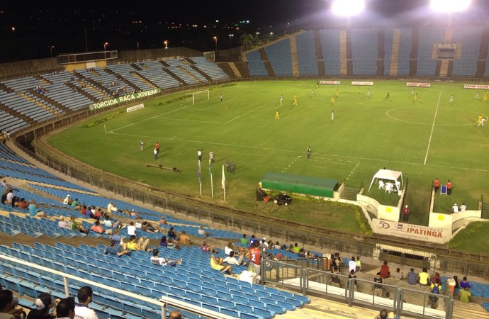 Ipatinga e Minas boca ficaram no empate em 1 a 1  (Foto: Maurício Oliveira / Inter TV dos Vales )