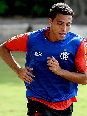 Thiago Medeiros zagueiro Flamengo (Foto: Richard Souza / Globoesporte.com)