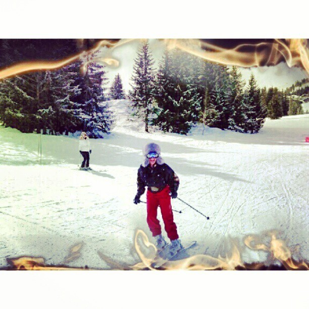 Narcisa Tamborindeguy publica foto esquiando (Foto: Reprodução/ Instagram)