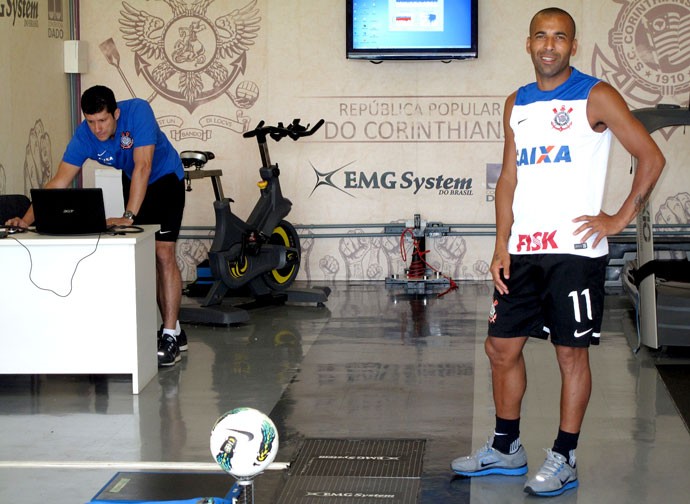 Emerson Sheik Corinthians treino (Foto: Rodrigo Faber )