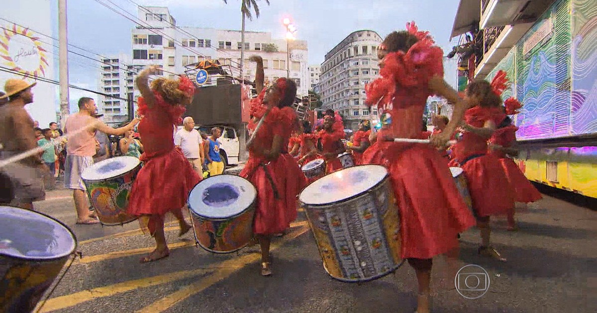 Jornal Nacional Começa o carnaval em Salvador, que homenageia o