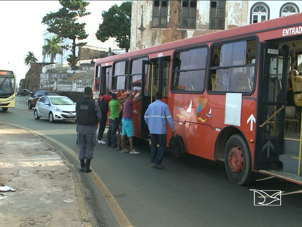 Número de assaltos a ônibus em São Luís já supera marca dos 500 (Foto: Reprodução/TV Mirante)