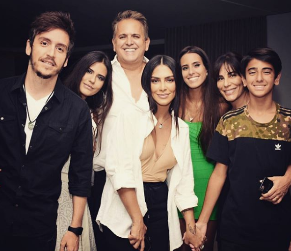 A família Morais reunida (Foto: Reprodução Instagram)