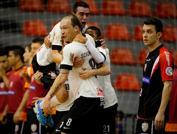 Corinthians segura empate com o Sorocaba e é campeão Paulista de futsal de  maneira invicta, futsal