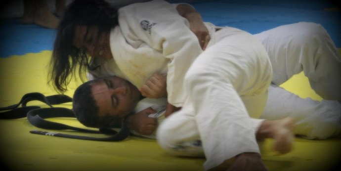 De volta aos tatames para um treino (Foto: divulgação) De volta aos tatames para um treino (Foto: divulgação)