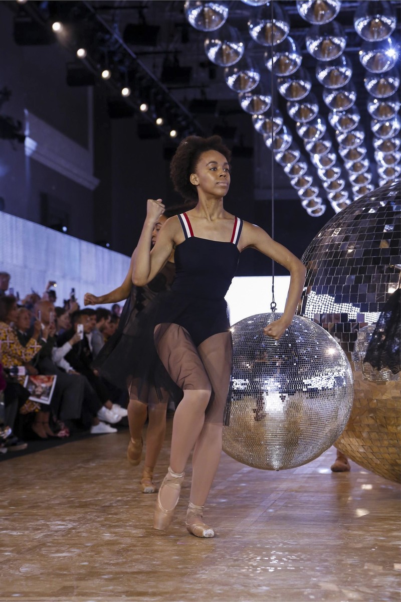 Hiplet: dança que mistura hip hop e ballet é destaque na semana de moda de Paris  (Foto: Divulgação)