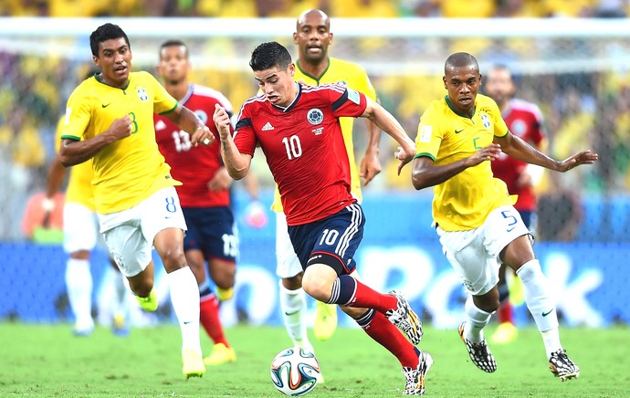 James Rodriguez jogo Brasil x Colômbia (Foto: Getty Images)