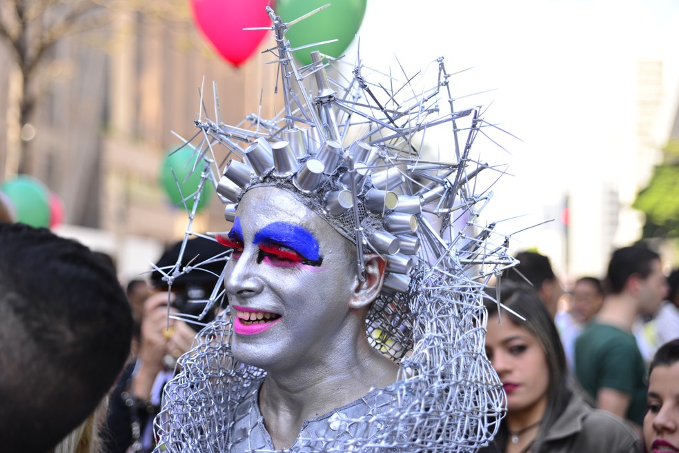 Participante da Parada do Orgulho LGBT neste domingo (18) em São Paulo (Foto: RODRIGO PIVAS/FUTURA PRESS/ESTADÃO CONTEÚDO)