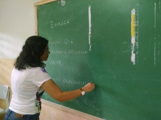 Quadro de giz usado em escolas da PB (Foto: Wagner Lima/G1 PB)