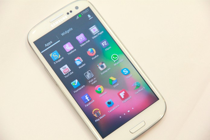 Samsung Galaxy S III (Foto: TechTudo/Allan Melo) Samsung Galaxy S III (Foto: TechTudo/Allan Melo)